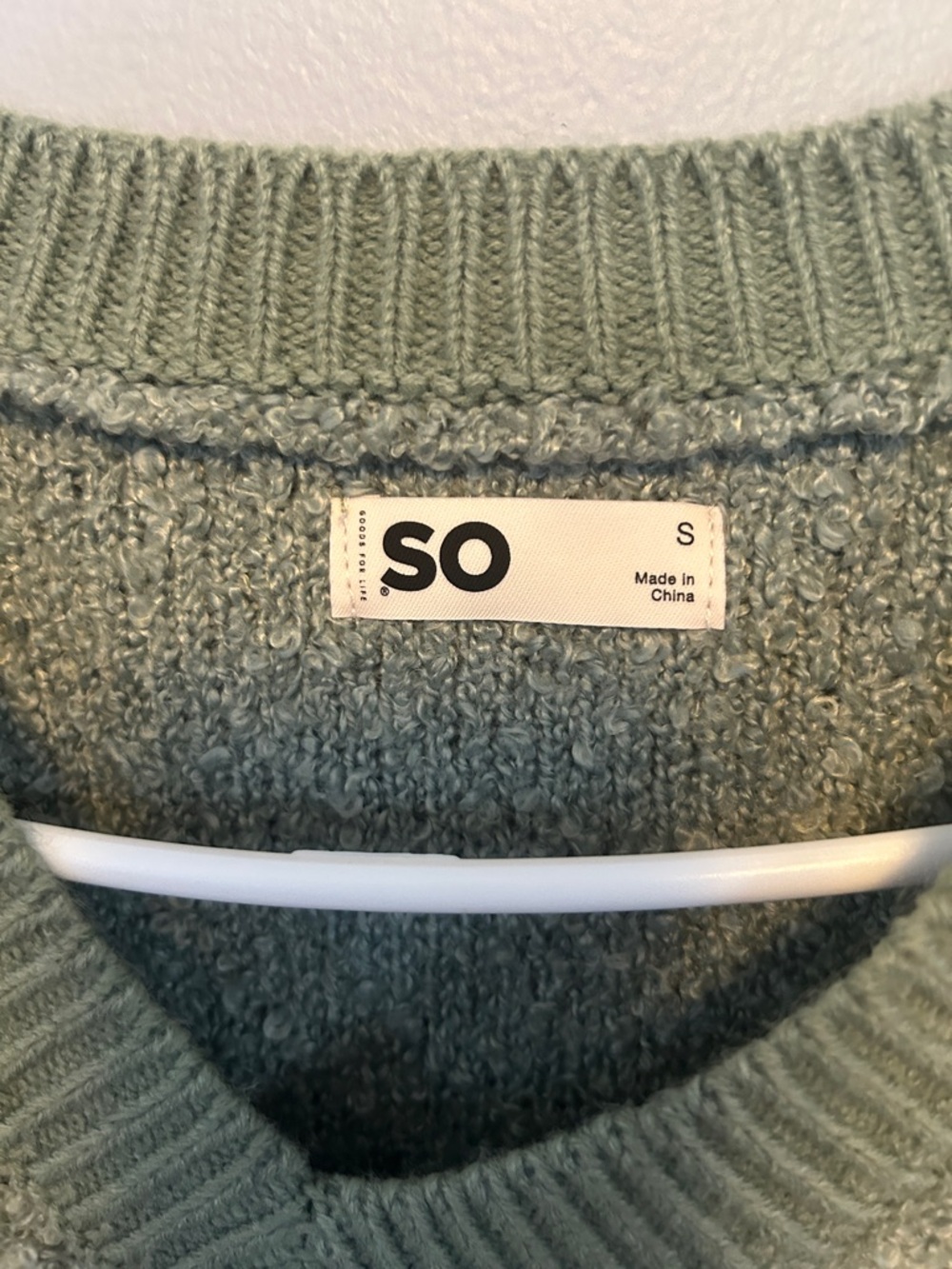 SO Olive Green V-Neck Bouclé Sweater - Picture 2 of 5